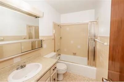 70 E Shryock Ave, White Township, PA 15701 - Photo 14
