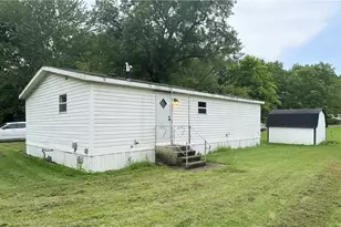 88 Mitchell Rd, Shenango Township, PA 16159 - Photo 4
