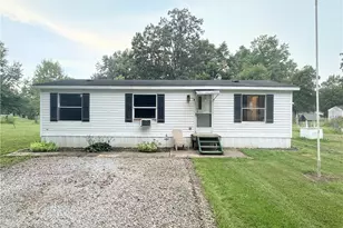 88 Mitchell Rd, Shenango Township, PA 16159 - Photo 1