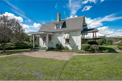 1233 Margaret Rd, Cowanshanock Township, PA 16201 - Photo 6