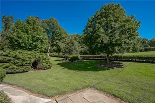 1233 Margaret Rd, Cowanshanock Township, PA 16201 - Photo 34