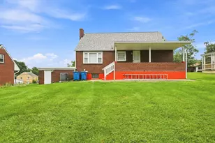 494 Lougeay, Pittsburgh, PA 15235 - Photo 24