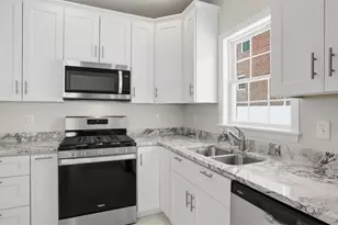 54B River Ridge Ct, Economy, PA 15005 - Photo 2
