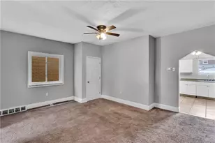 831 Woodward Ave, Stowe Township, PA 15136 - Photo 4