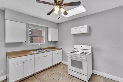 831 Woodward Ave, Stowe Township, PA 15136 - Photo 6