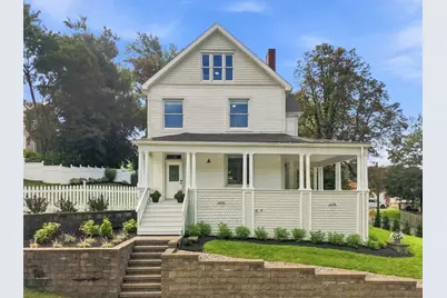 104 1st St, Oakdale, PA 15071 - Photo 2