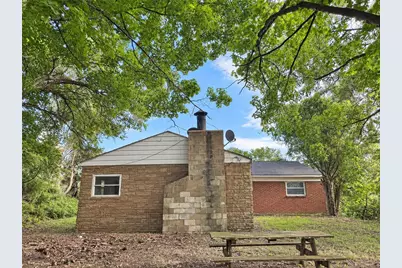 410 Cowan Dr, Elizabeth Twp/Boro, PA 15037 - Photo 4
