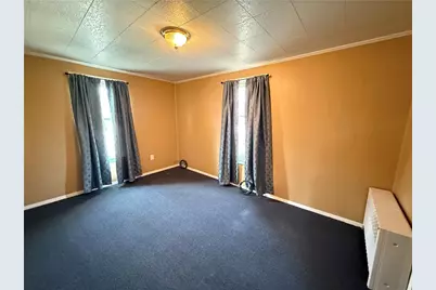 114 15th St, Vandergrift, PA 15690 - Photo 14
