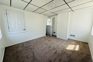 2842 Harcum Wy, Pittsburgh, PA 15203 - Photo 24