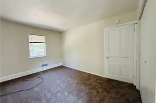 2842 Harcum Wy, Pittsburgh, PA 15203 - Photo 14
