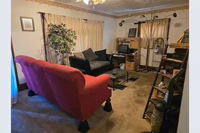 607 E 24th St, Erie City, PA 16503 - Photo 8