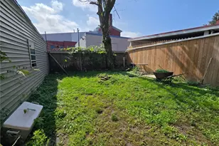 607 E 24th St, Erie City, PA 16503 - Photo 16