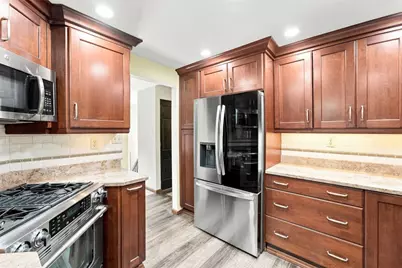 628 Ray Dr, Carnegie, PA 15106 - Photo 16