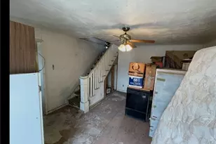 207 Wood St, Fayette City, PA 15012 - Photo 12