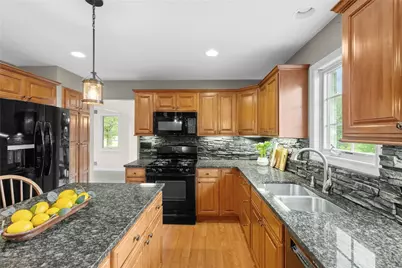 1133 Mohawk Rd, South Fayette, PA 15057 - Photo 4