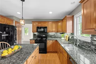 1133 Mohawk Rd, South Fayette, PA 15057 - Photo 4