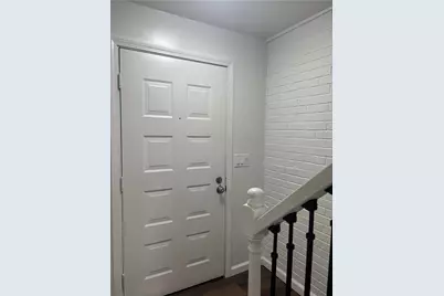 227 Queensberry Ct, Ross Twp, PA 15237 - Photo 12