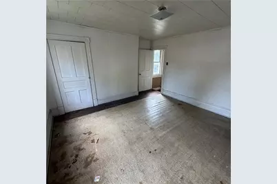 111 Patterson St, Turtle Creek, PA 15145 - Photo 14