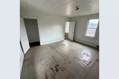 111 Patterson St, Turtle Creek, PA 15145 - Photo 16