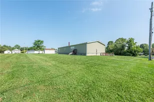 123 Moredock Dr, Jefferson/Mather, PA 15344 - Photo 8