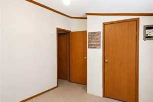 325 N Chestnut St, Butler, PA 16001 - Photo 22