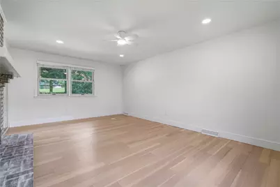 3206 Brunton Dr, Pittsburgh, PA 15116 - Photo 16