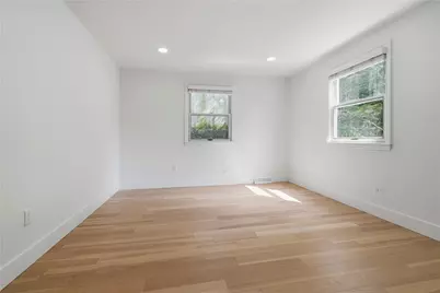 3206 Brunton Dr, Pittsburgh, PA 15116 - Photo 12