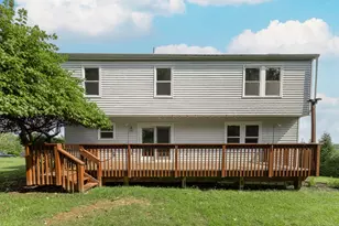 159 Walnut Dr, Economy, PA 15005 - Photo 4