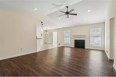 2400 Woodland Hills Drive, Shenango Township, PA 16101 - Photo 6