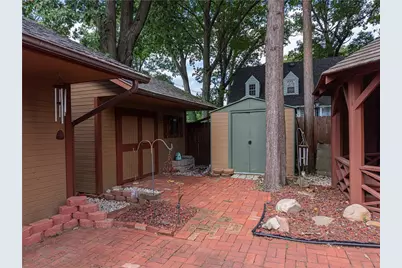 101 E Fairfield Ave, New Castle, PA 16105 - Photo 24