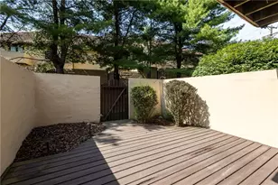 1110 W Ridge Rd, Pittsburgh, PA 15101 - Photo 26