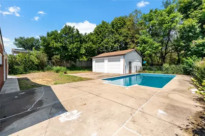 3033 Fairway Dr, New Kensington, PA 15068 - Photo 32