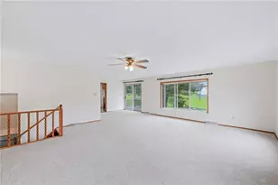 1114 Fairlawn Ln, Pittsburgh, PA 16424 - Photo 12
