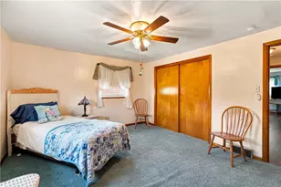 2116 Pennsylvania Ave, West Mifflin, PA 15122 - Photo 14