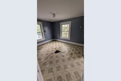 517 E Moody Avenue, New Castle, PA 16105 - Photo 10