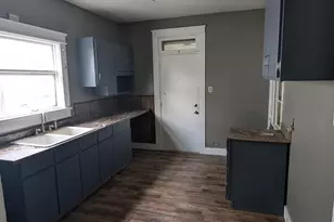 517 E Moody Ave, New Castle, PA 16105 - Photo 8
