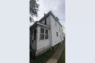 517 E Moody Avenue, New Castle, PA 16105 - Photo 2