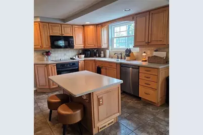 102 Raleigh Ct, Ross Twp, PA 15237 - Photo 6