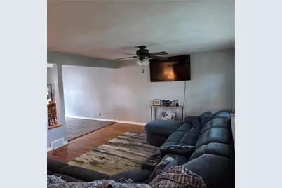 102 Raleigh Ct, Ross Twp, PA 15237 - Photo 4