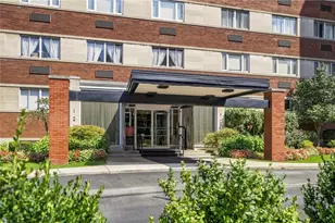 128 N Craig St, Pittsburgh, PA 15213 - Photo 2