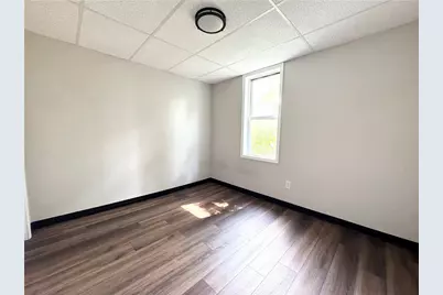 607 Wampum Ave #1, Ellwood City, PA 16117 - Photo 6