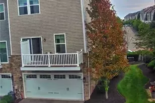 157 Bucktail Dr, Cranberry Township, PA 16066 - Photo 2