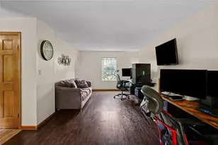 7335 Deer Run Cir, Imperial, PA 15126 - Photo 18