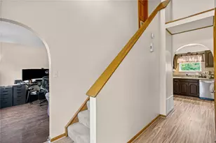 7335 Deer Run Cir, Imperial, PA 15126 - Photo 4