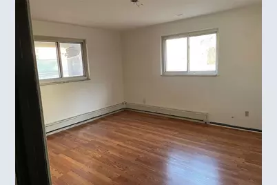 46 Maytide St, Pittsburgh, PA 15227 - Photo 6