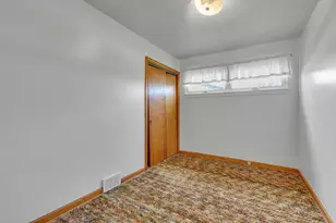 160 Spring Hill Rd, Center Township, PA 15001 - Photo 10