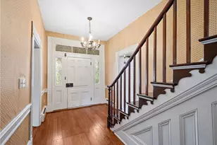 2430 Southvue Dr, Pittsburgh, PA 15241 - Photo 8