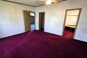 430 W Keeling Ave, Derry Township, PA 15627 - Photo 16