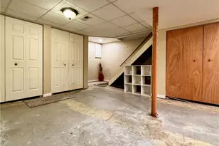 704 Countryside Dr, McKees Rocks, PA 15136 - Photo 36