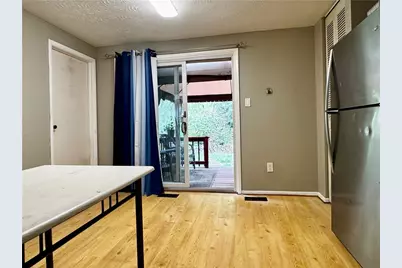 704 Countryside Dr, McKees Rocks, PA 15136 - Photo 12